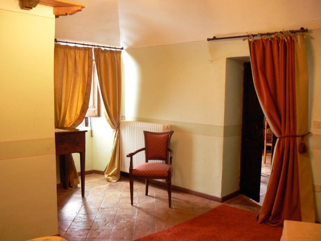 Residence Il Palazzo Santo Stefano Di Sessanio Bilik gambar