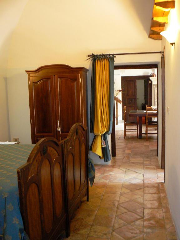 Residence Il Palazzo Santo Stefano Di Sessanio Bilik gambar